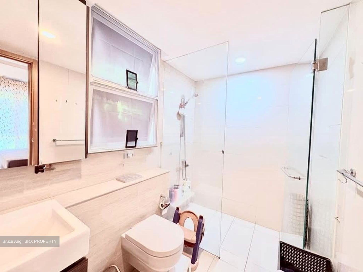 Prive (D19), Condominium #568164921